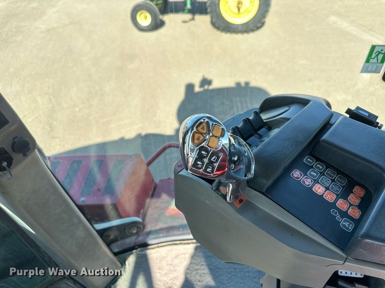 image for item EB2737 2013 Case IH Steiger 550HD Scraper Series 4WD tractor