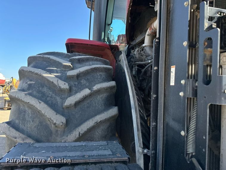 image for item EB2737 2013 Case IH Steiger 550HD Scraper Series 4WD tractor