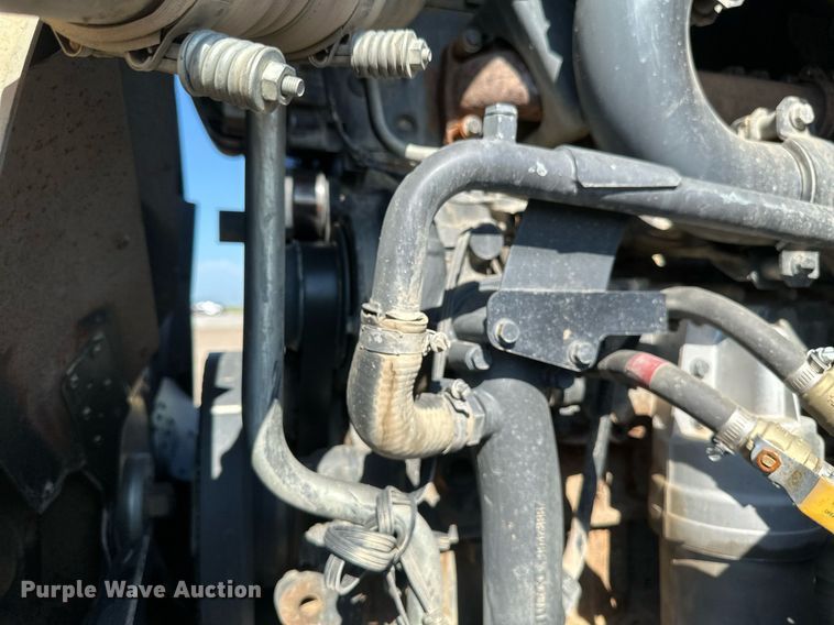 image for item EB2737 2013 Case IH Steiger 550HD Scraper Series 4WD tractor