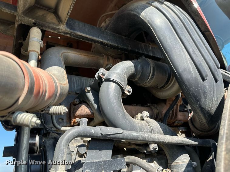 image for item EB2737 2013 Case IH Steiger 550HD Scraper Series 4WD tractor