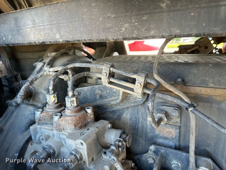 image for item EB2737 2013 Case IH Steiger 550HD Scraper Series 4WD tractor