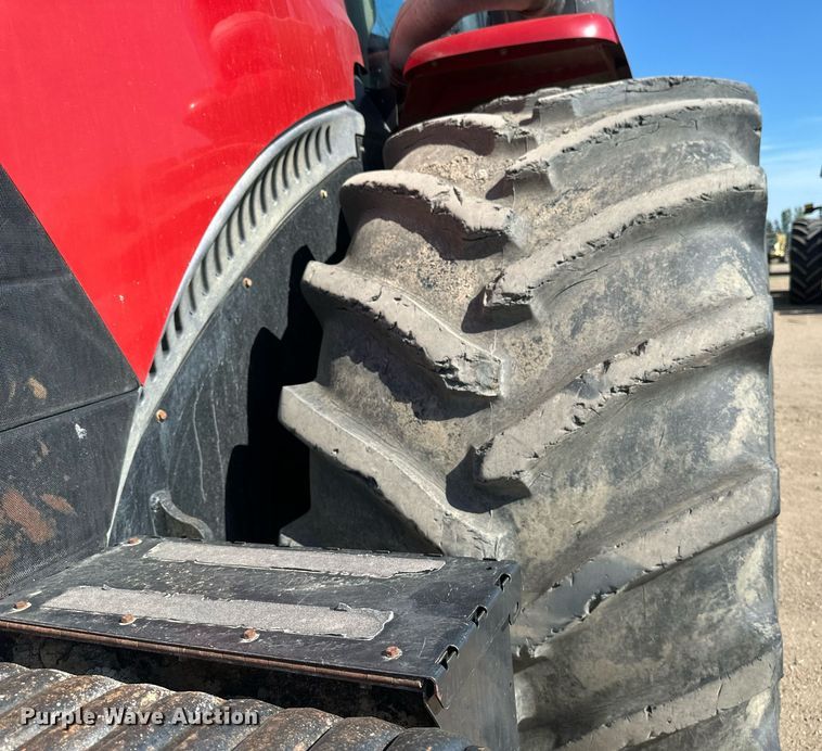 image for item EB2737 2013 Case IH Steiger 550HD Scraper Series 4WD tractor