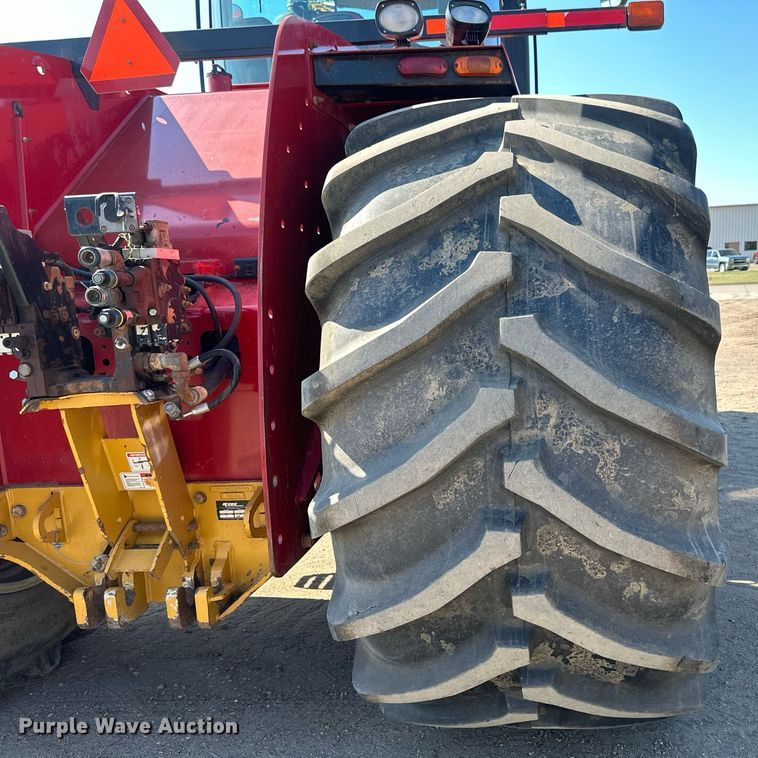 image for item EB2737 2013 Case IH Steiger 550HD Scraper Series 4WD tractor