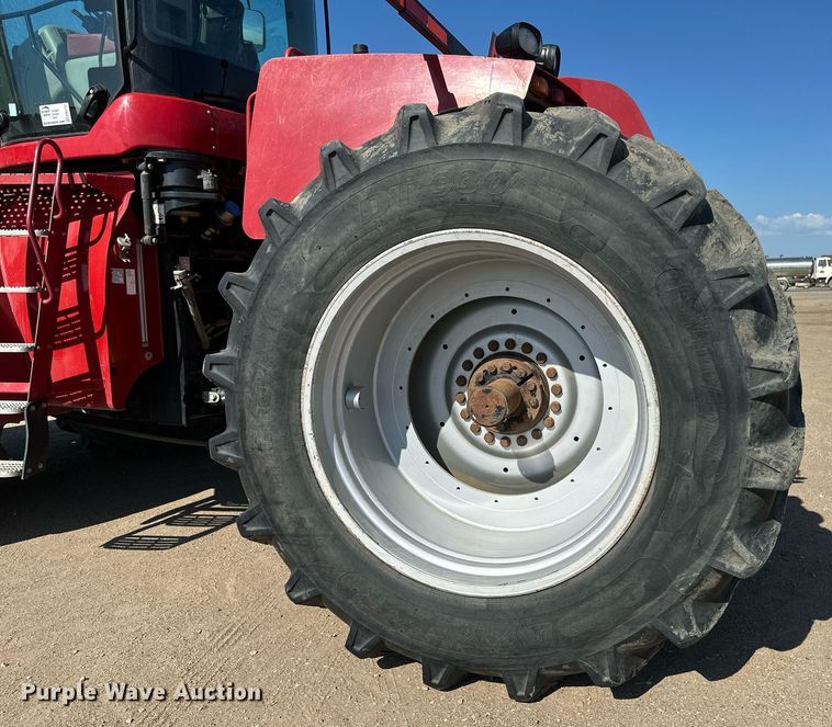 image for item EB2737 2013 Case IH Steiger 550HD Scraper Series 4WD tractor
