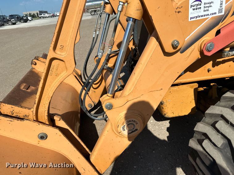 image for item EB2738 2005 Case 570MXT Turbo landscape tractor