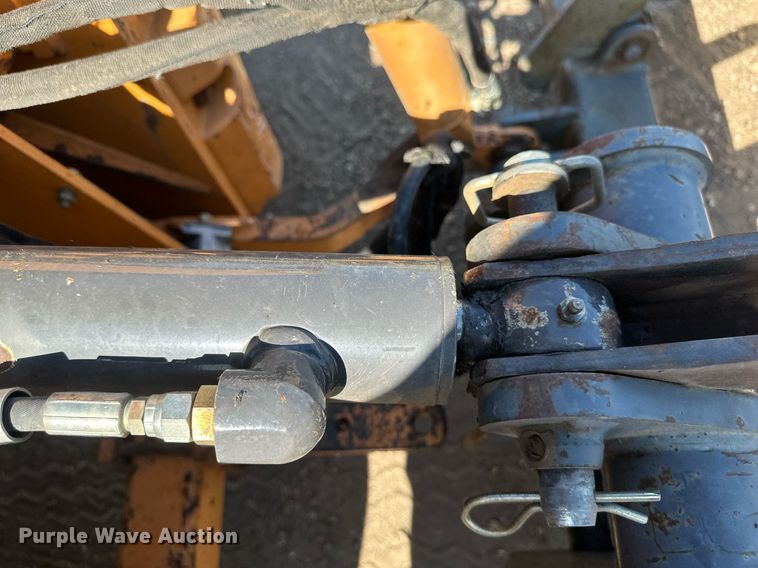 image for item EB2738 2005 Case 570MXT Turbo landscape tractor