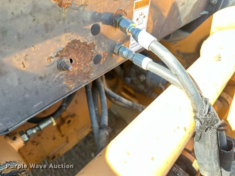 image for item EB2738 2005 Case 570MXT Turbo landscape tractor