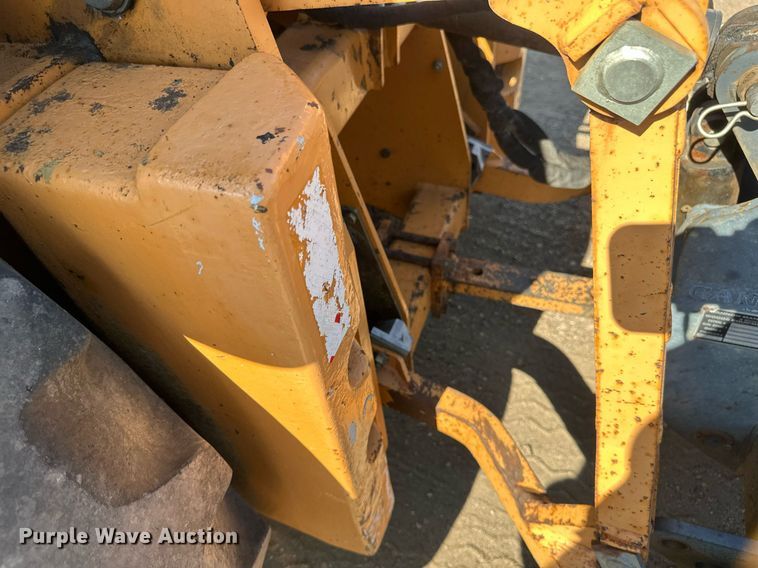 image for item EB2738 2005 Case 570MXT Turbo landscape tractor