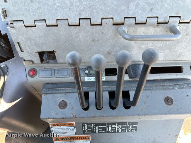 image for item EB2738 2005 Case 570MXT Turbo landscape tractor