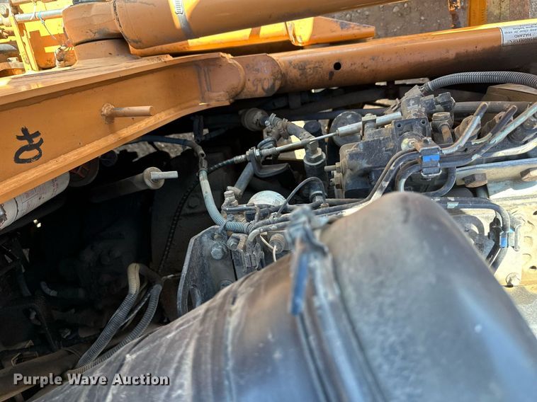 image for item EB2738 2005 Case 570MXT Turbo landscape tractor