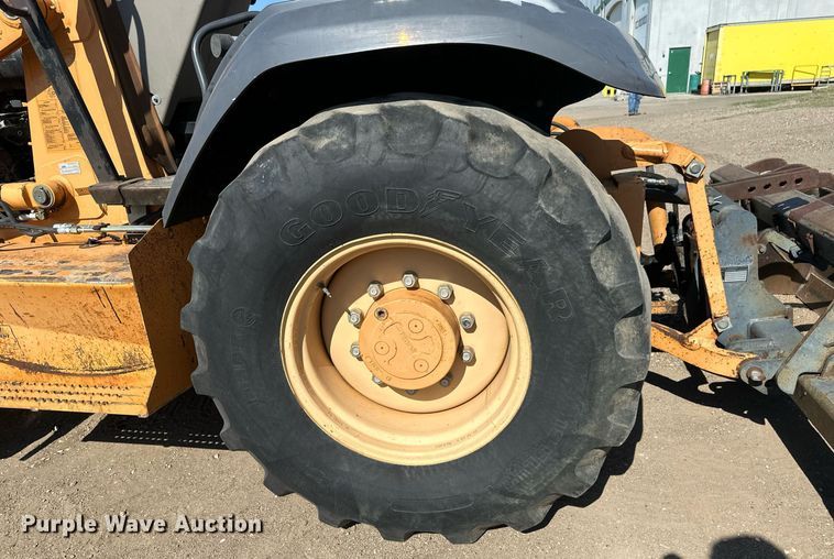 image for item EB2738 2005 Case 570MXT Turbo landscape tractor