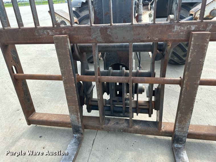 image for item EB2750 2007 Bobcat V638 telehandler