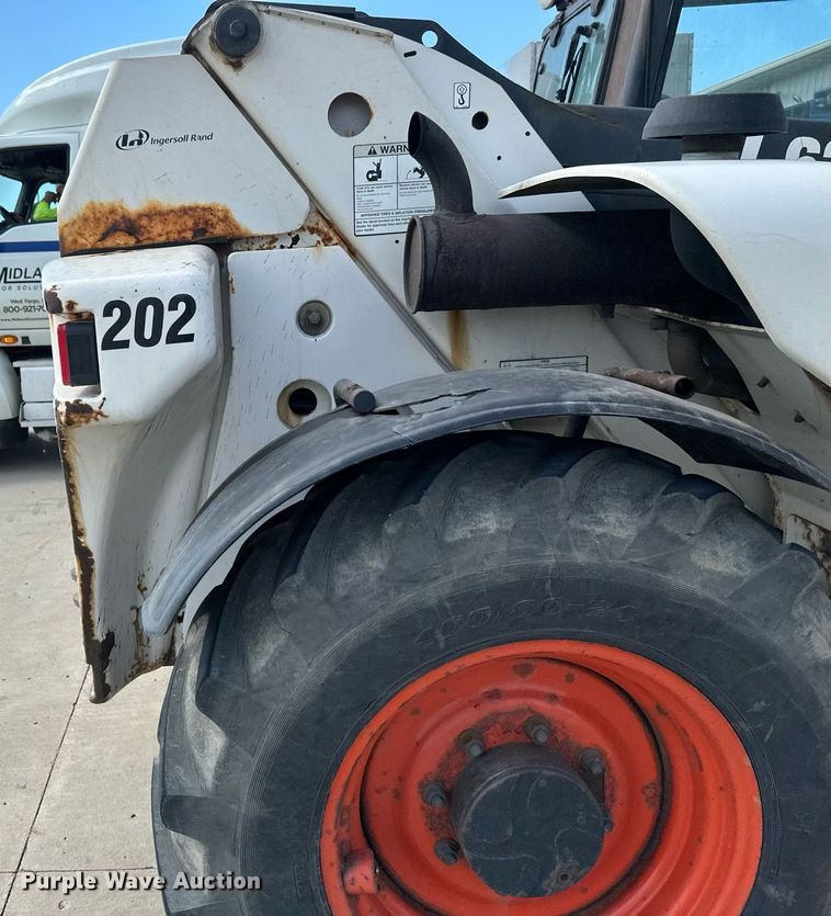 image for item EB2750 2007 Bobcat V638 telehandler