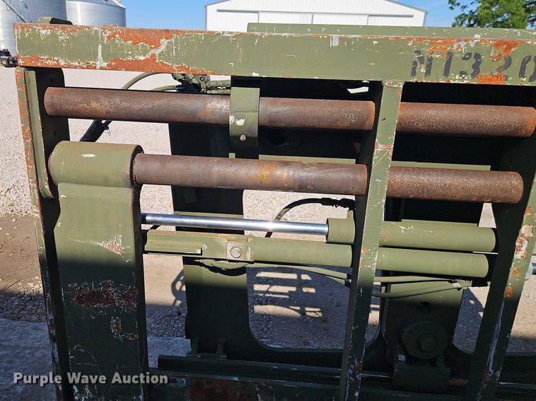 image for item EB8150 Wheel loader forks