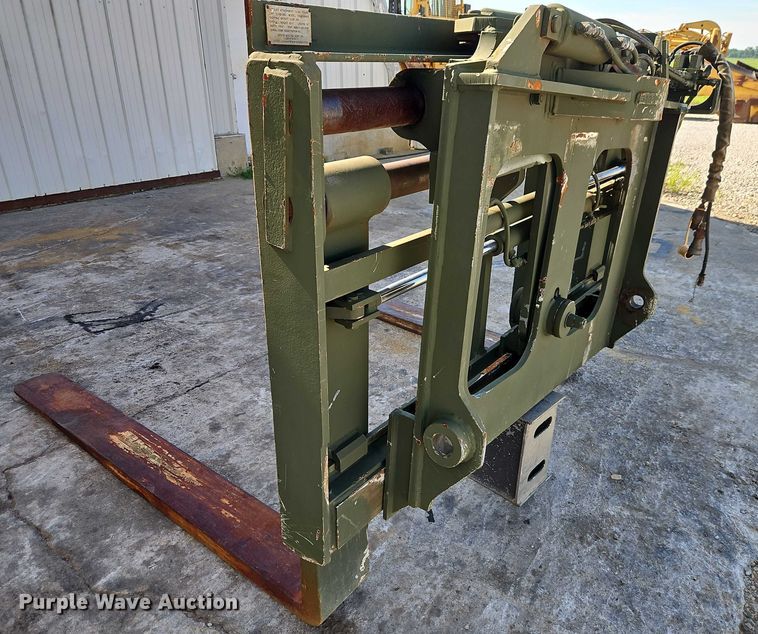 image for item EB8150 Wheel loader forks