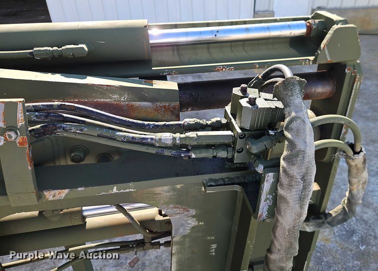 image for item EB8150 Wheel loader forks