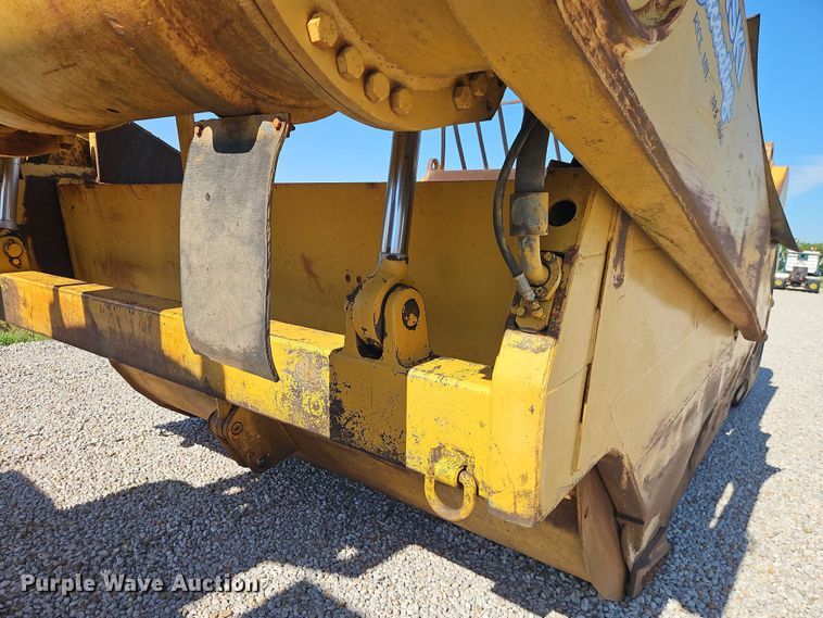 image for item EB8151 1973 Caterpillar 631C scraper