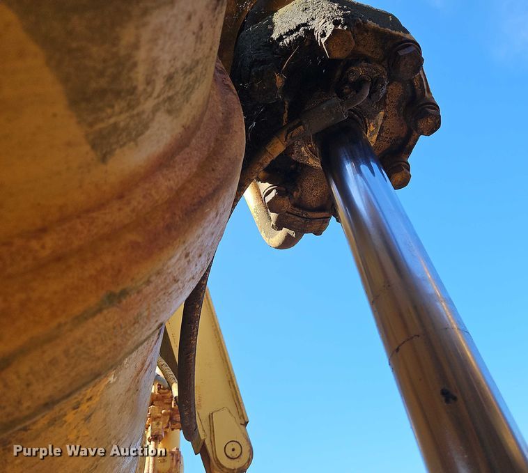 image for item EB8151 1973 Caterpillar 631C scraper