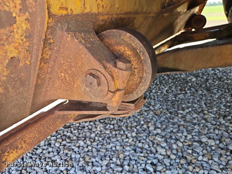 image for item EB8151 1973 Caterpillar 631C scraper