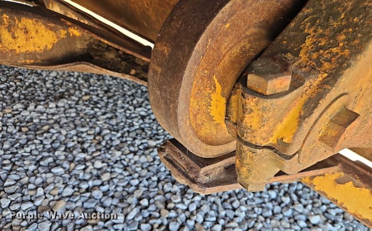 image for item EB8151 1973 Caterpillar 631C scraper