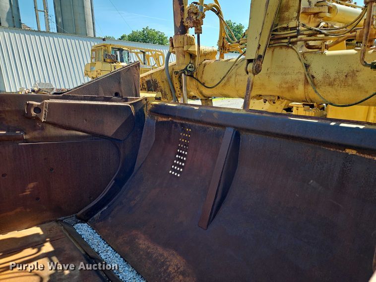 image for item EB8151 1973 Caterpillar 631C scraper