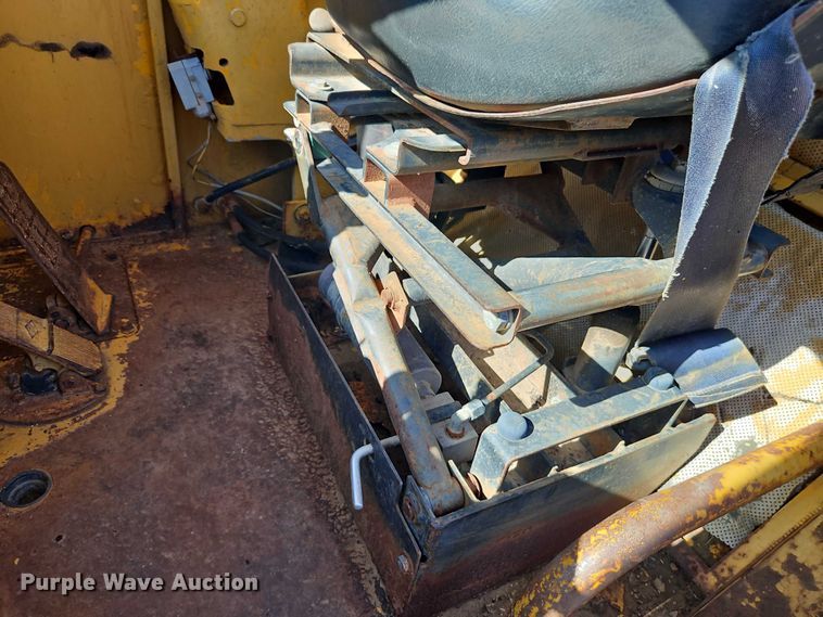 image for item EB8151 1973 Caterpillar 631C scraper