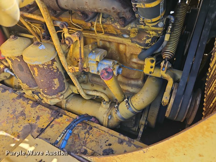 image for item EB8151 1973 Caterpillar 631C scraper