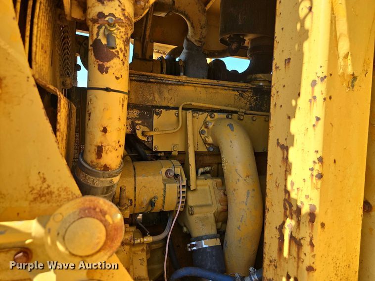 image for item EB8151 1973 Caterpillar 631C scraper