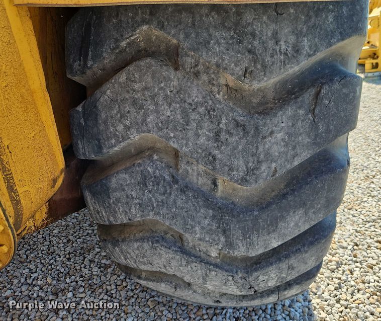 image for item EB8151 1973 Caterpillar 631C scraper