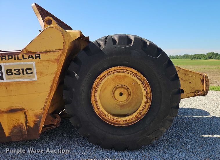 image for item EB8151 1973 Caterpillar 631C scraper