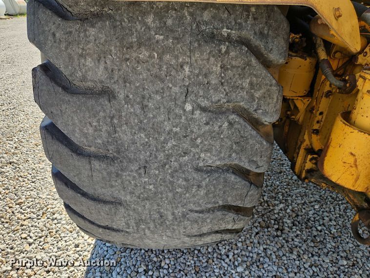 image for item EB8151 1973 Caterpillar 631C scraper