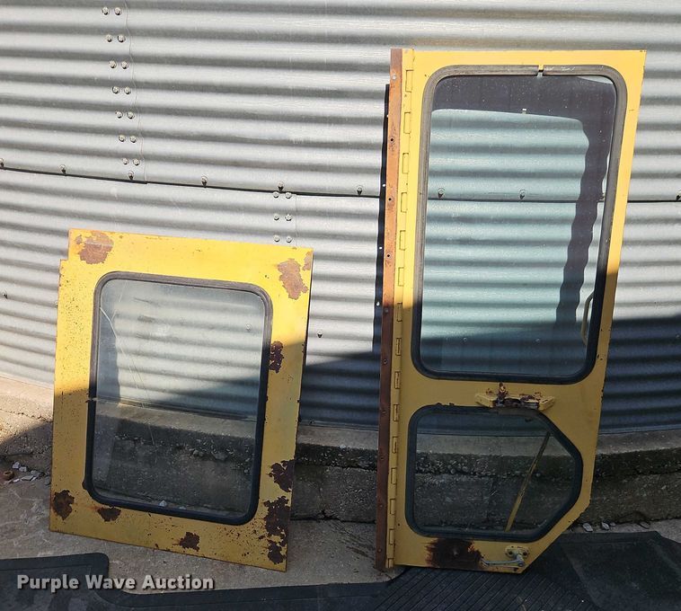 image for item EB8151 1973 Caterpillar 631C scraper