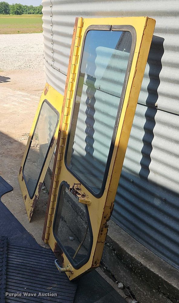 image for item EB8151 1973 Caterpillar 631C scraper