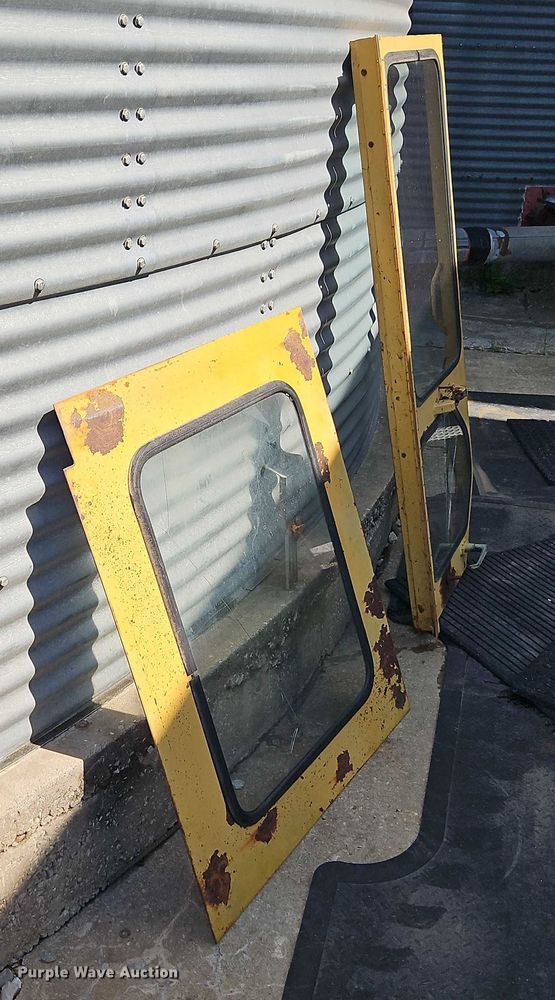 image for item EB8151 1973 Caterpillar 631C scraper