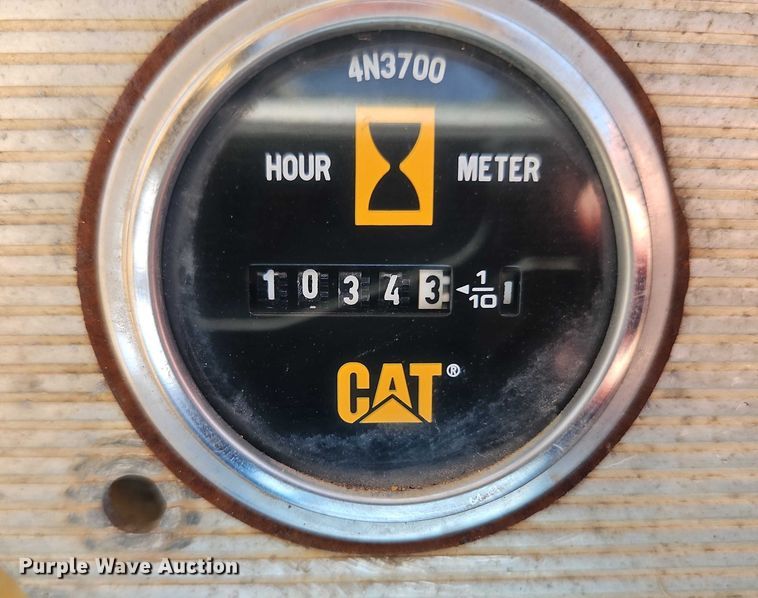 image for item EB8151 1973 Caterpillar 631C scraper