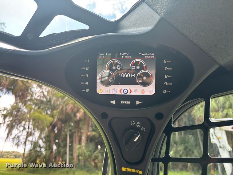 image for item EC3701 2024 Bobcat T770 tracked skid steer loader