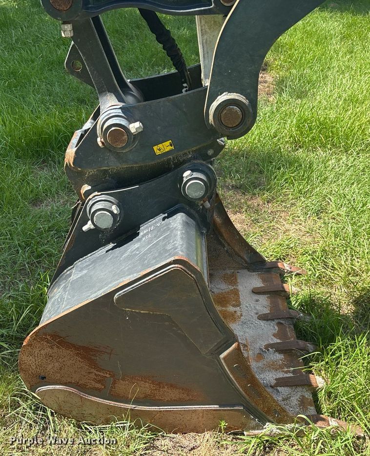 image for item EC3702 2023 Bobcat E88 R2-Series mini excavator