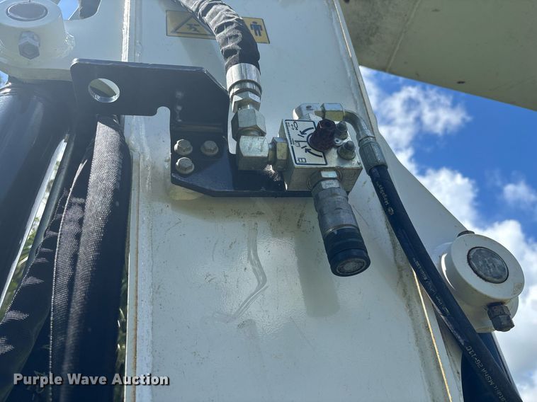 image for item EC3702 2023 Bobcat E88 R2-Series mini excavator