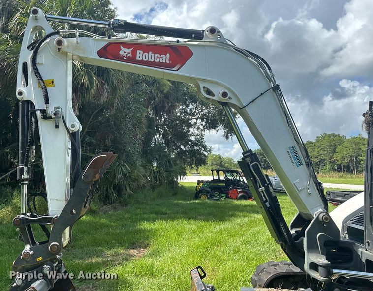 image for item EC3702 2023 Bobcat E88 R2-Series mini excavator