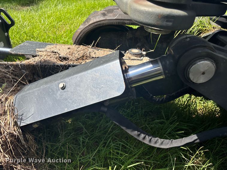 image for item EC3702 2023 Bobcat E88 R2-Series mini excavator