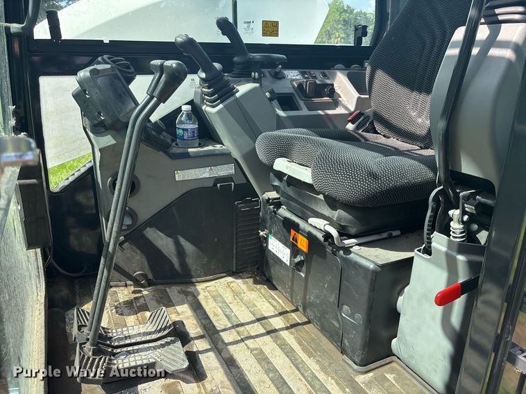 image for item EC3702 2023 Bobcat E88 R2-Series mini excavator