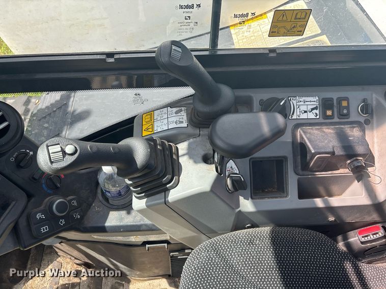 image for item EC3702 2023 Bobcat E88 R2-Series mini excavator