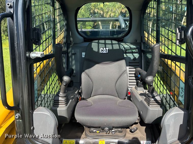 image for item EC3706 2024 Caterpillar 299D3 tracked skid steer loader