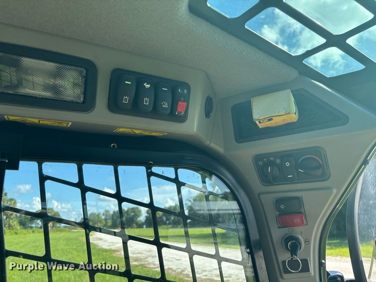 image for item EC3706 2024 Caterpillar 299D3 tracked skid steer loader