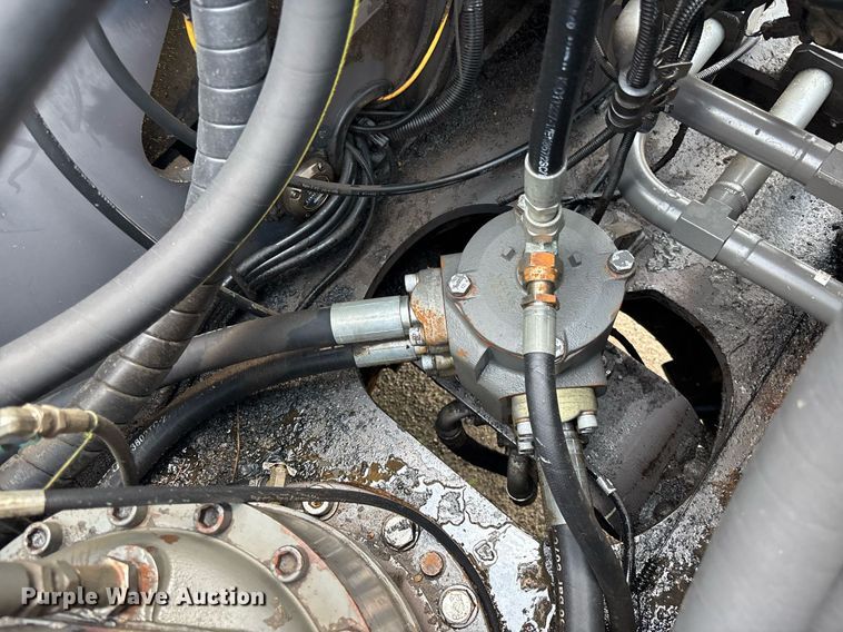 image for item EC3720 2008 Volvo EC360CL excavator