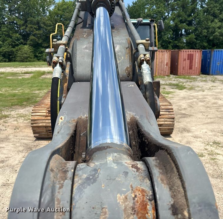 image for item EC3720 2008 Volvo EC360CL excavator