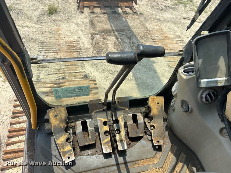 image for item EC3720 2008 Volvo EC360CL excavator