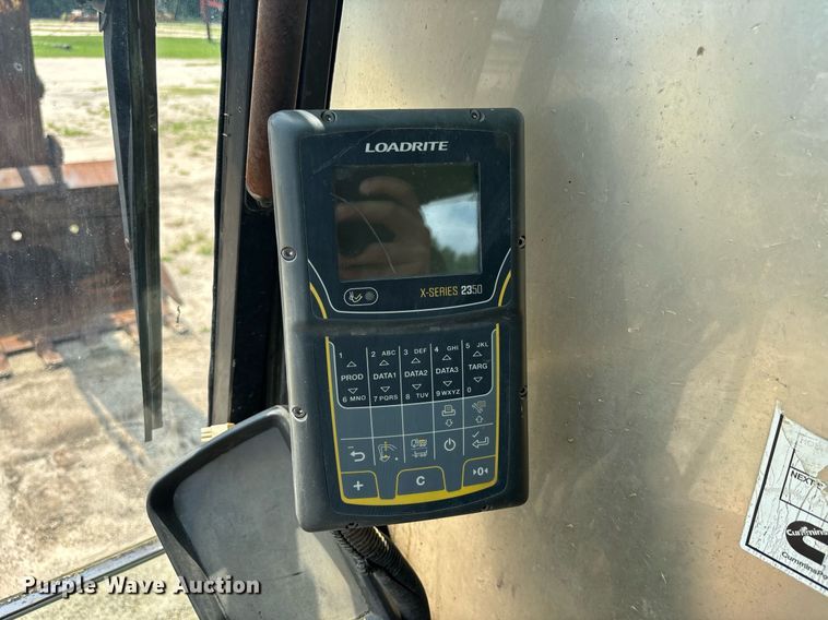 image for item EC3720 2008 Volvo EC360CL excavator