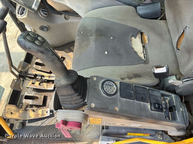 image for item EC3720 2008 Volvo EC360CL excavator