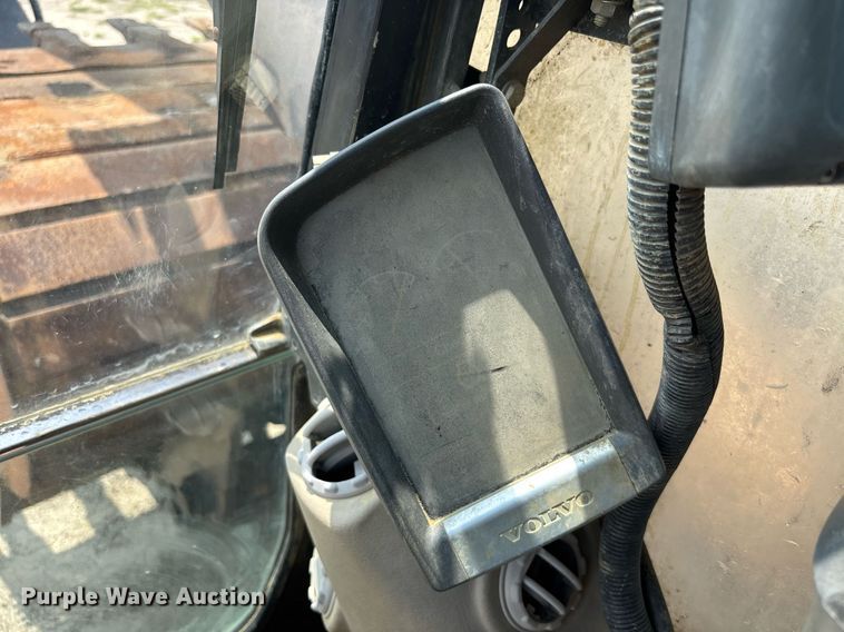 image for item EC3720 2008 Volvo EC360CL excavator